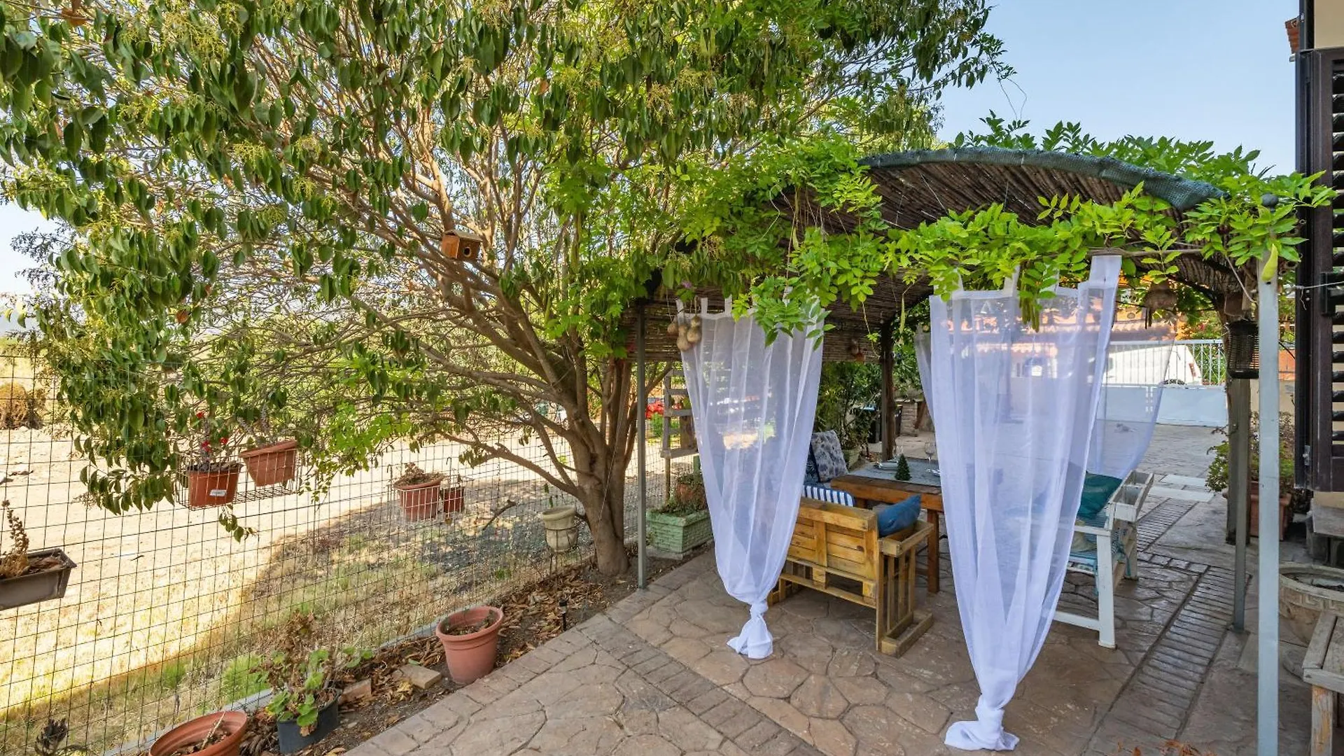 הוילה Villa San Pietro Casa Francesca