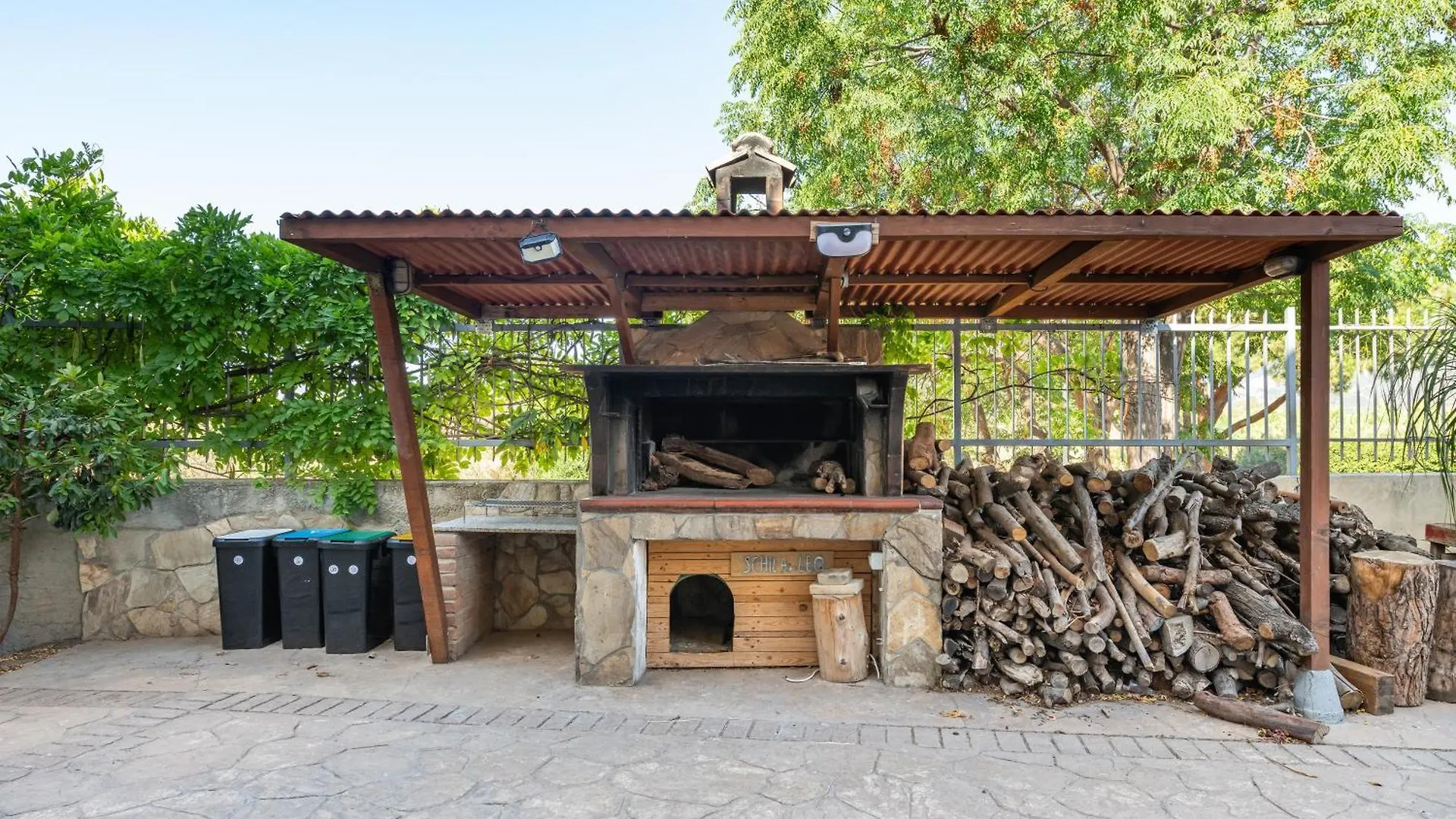 בית נופש הוילה Villa San Pietro Casa Francesca