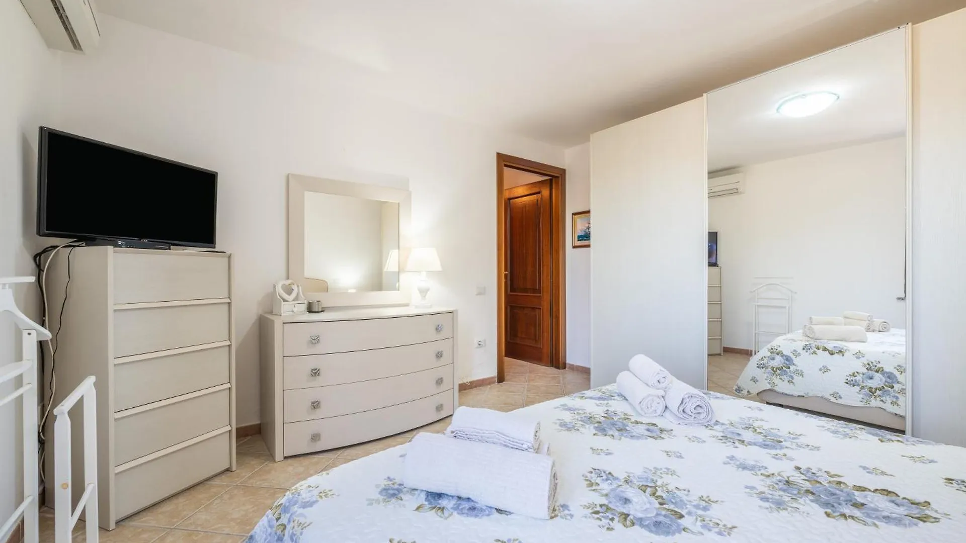 הוילה Villa San Pietro Casa Francesca